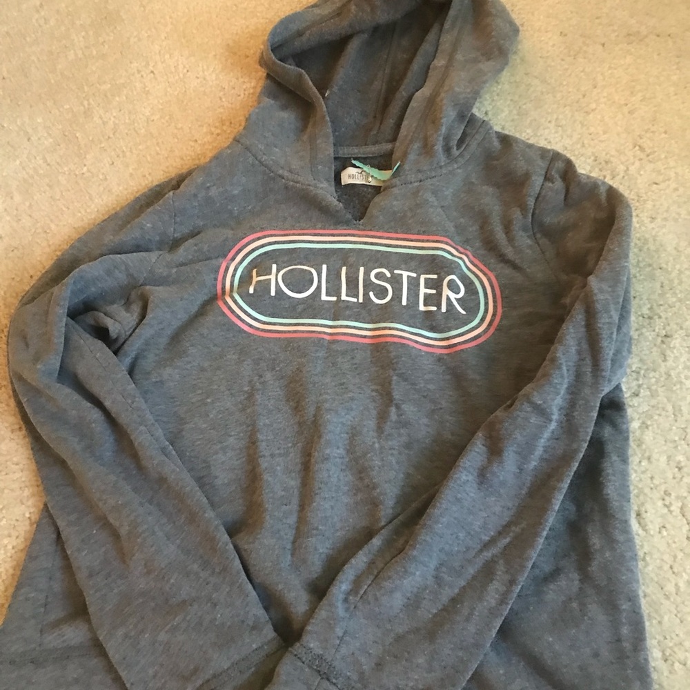 hollister sweatshirt